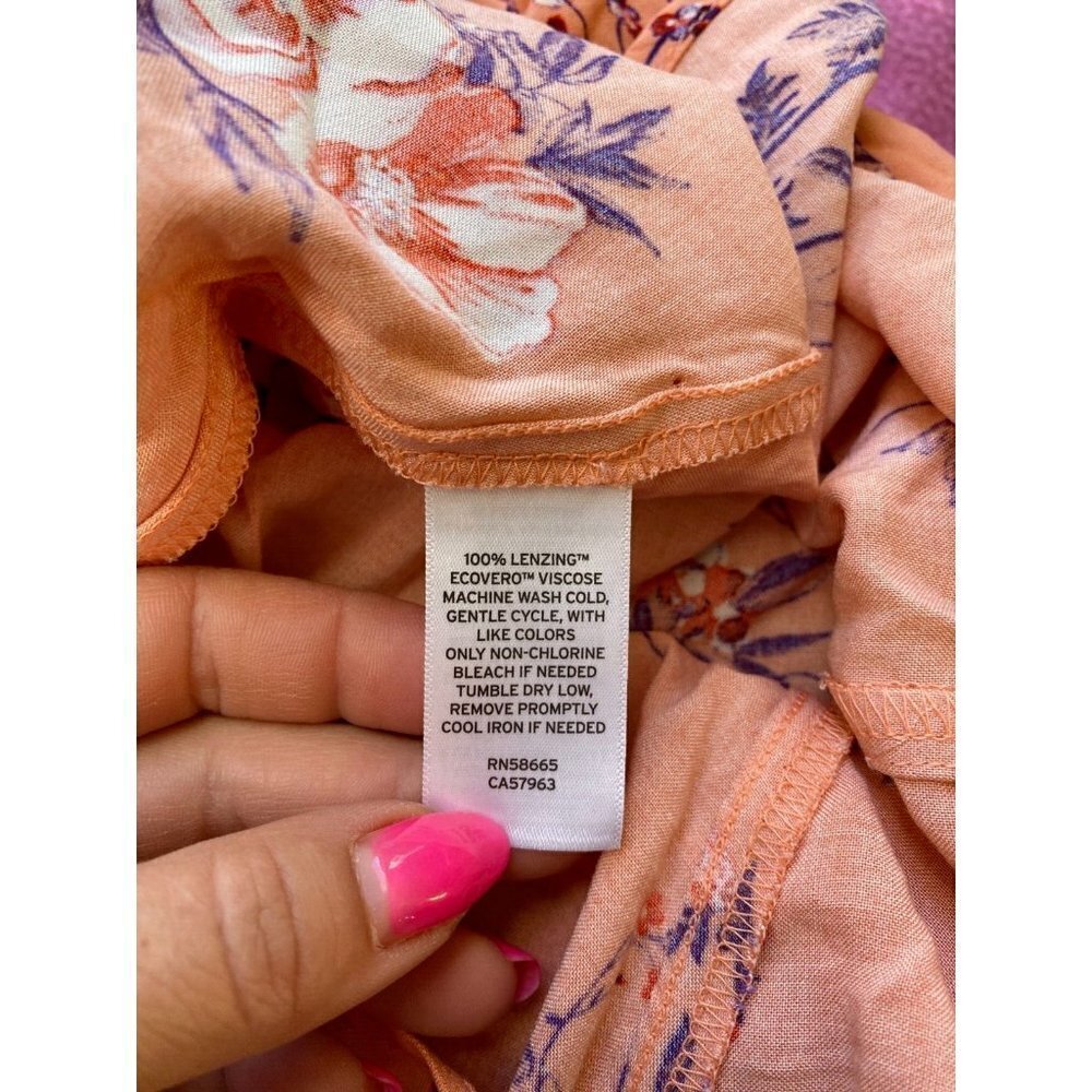 Abound Women coral floral skater Dress BNWOT  vneck - Picture 7 of 7